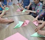 전통놀이 딱지접기.jpg