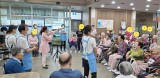 골든 예술단 공연.jpg